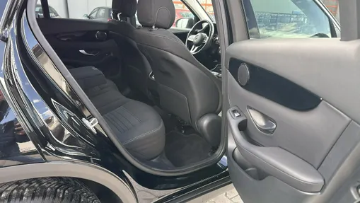 MERCEDES-BENZ GLC -