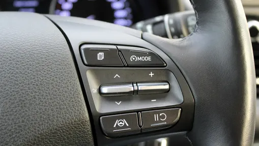 HYUNDAI i30 -