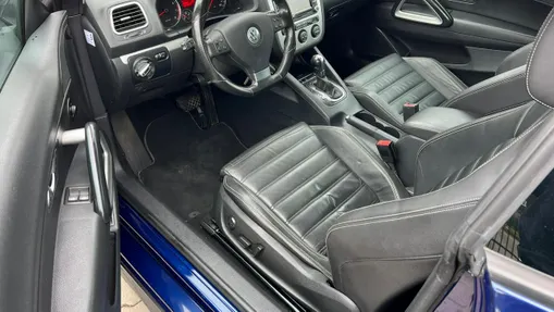 VOLKSWAGEN Scirocco -