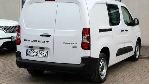 PEUGEOT Partner -