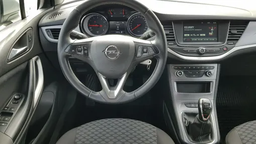 OPEL Astra -
