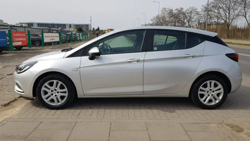 OPEL Astra -