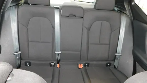 VOLVO XC40 -