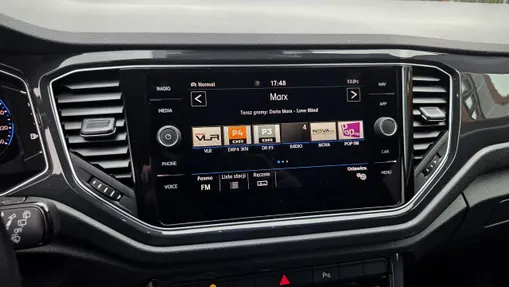 VOLKSWAGEN T-ROC -