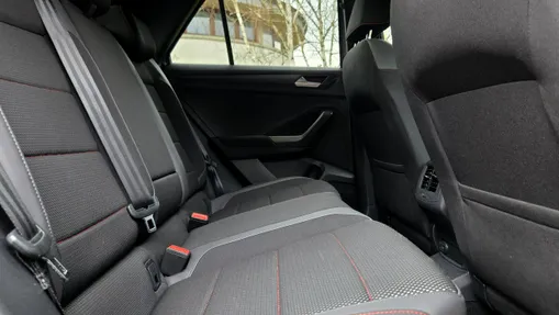 VOLKSWAGEN T-ROC -