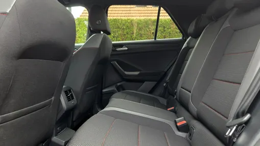 VOLKSWAGEN T-ROC -