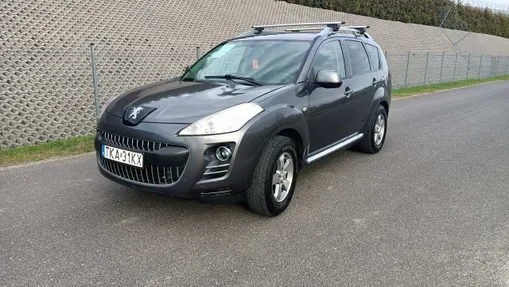 PEUGEOT 4007 -