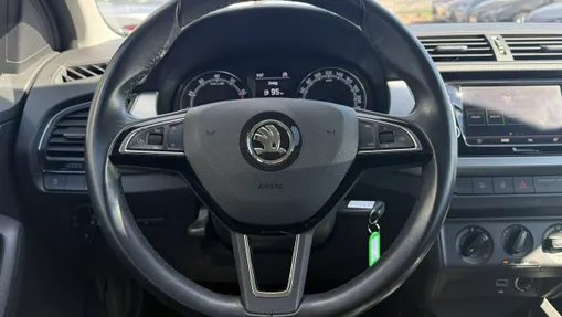 SKODA Fabia -