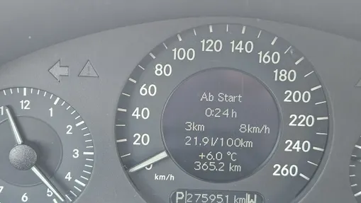 MERCEDES-BENZ E Klasa -