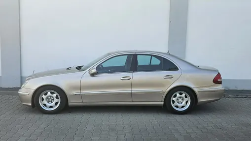 MERCEDES-BENZ E Klasa -