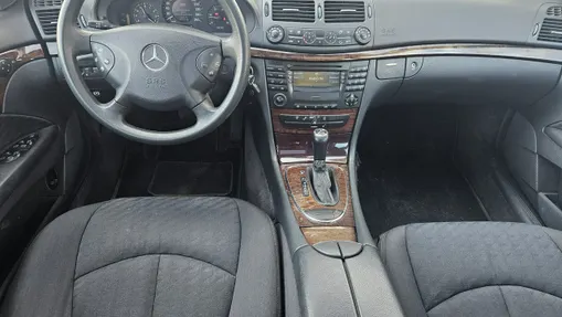 MERCEDES-BENZ E Klasa -