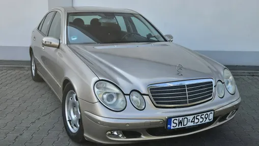 MERCEDES-BENZ E Klasa -