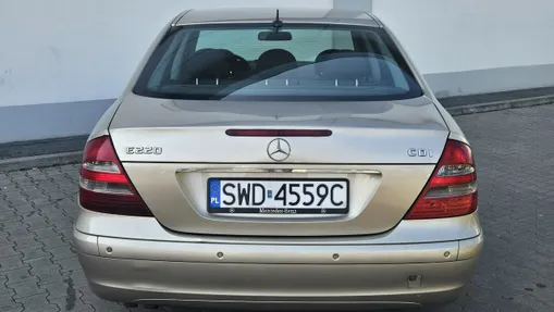 MERCEDES-BENZ E Klasa -