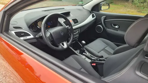 RENAULT Megane -