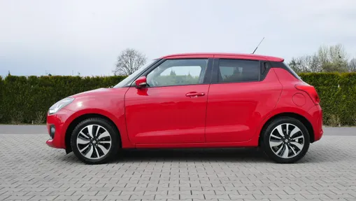 SUZUKI Swift -