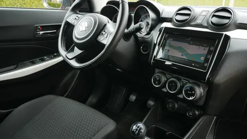 SUZUKI Swift -