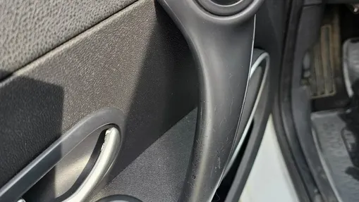 RENAULT Clio -