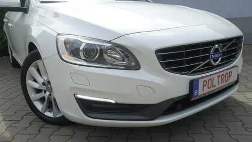 VOLVO V60 -