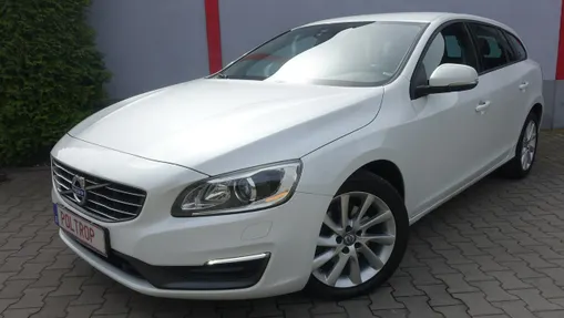VOLVO V60 -
