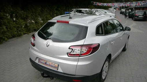 RENAULT Megane -