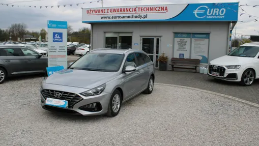 HYUNDAI i30 -