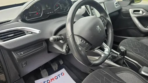 PEUGEOT 2008 -