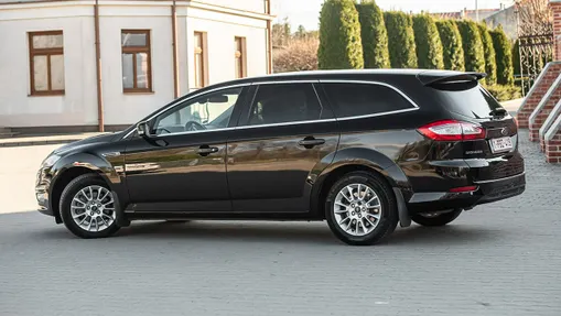 FORD Mondeo -