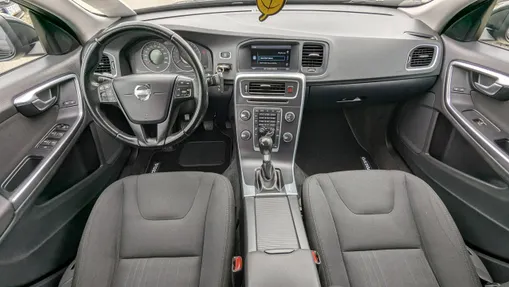 VOLVO S60 -