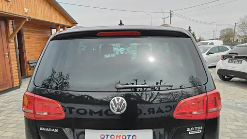 VOLKSWAGEN Sharan -