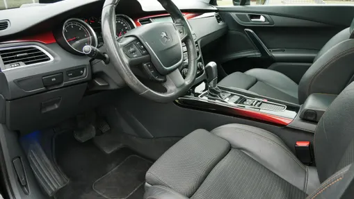 PEUGEOT 508 -