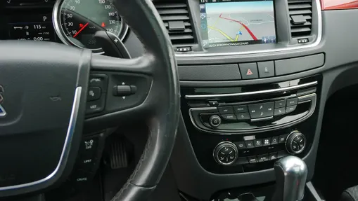 PEUGEOT 508 -