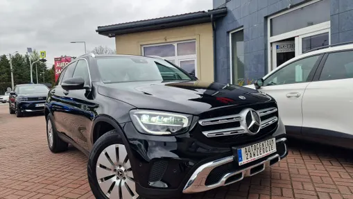 MERCEDES-BENZ GLC -