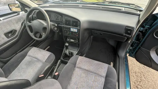 PEUGEOT 405 -