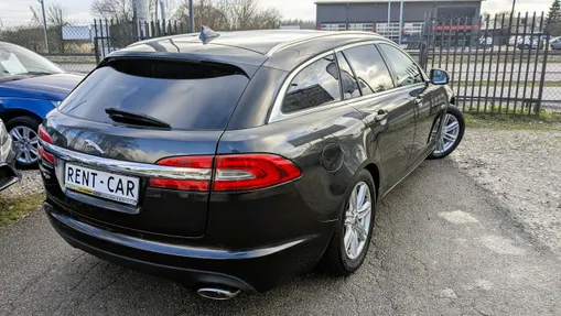 JAGUAR XF -