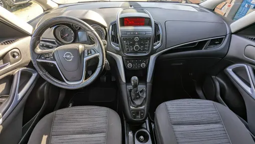 OPEL Zafira -