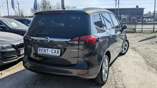 OPEL Zafira -