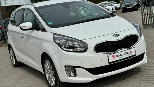 KIA Carens -