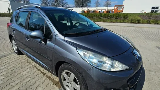 PEUGEOT 207 -