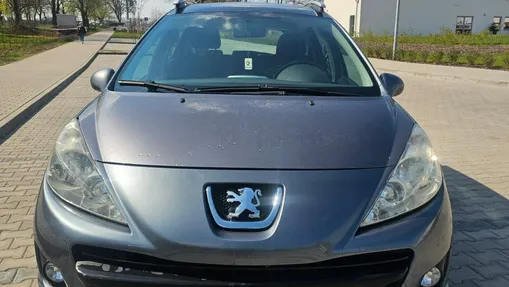 PEUGEOT 207 -