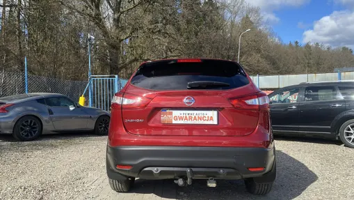 NISSAN Qashqai -
