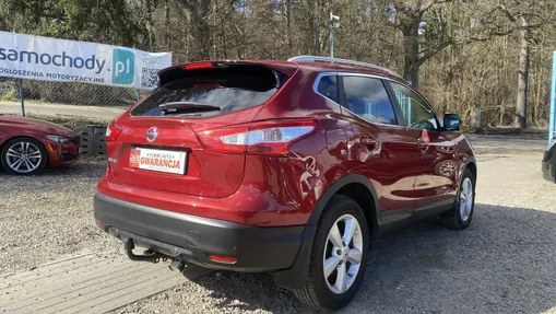 NISSAN Qashqai -
