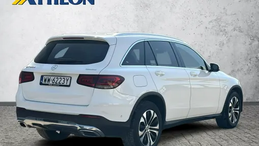 MERCEDES-BENZ GLC -