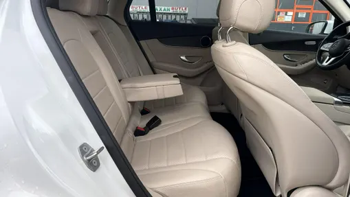 MERCEDES-BENZ GLC -