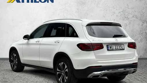 MERCEDES-BENZ GLC -