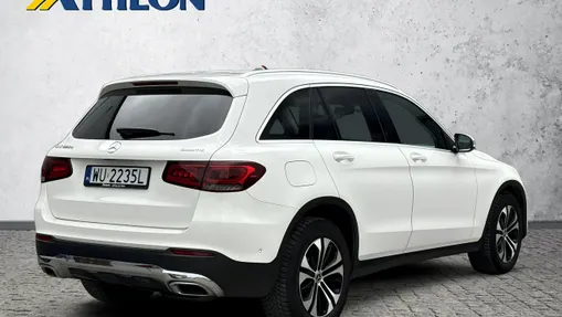 MERCEDES-BENZ GLC -