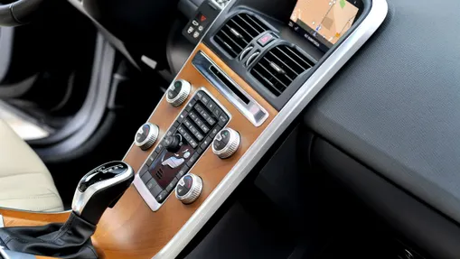 VOLVO XC60 -