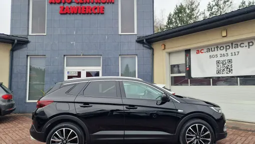 OPEL Grandland X -