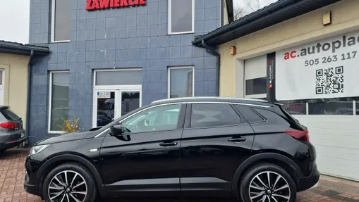 OPEL Grandland X -