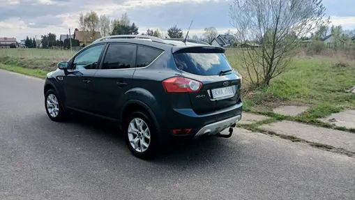 FORD Kuga -