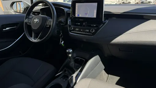 TOYOTA Corolla -
